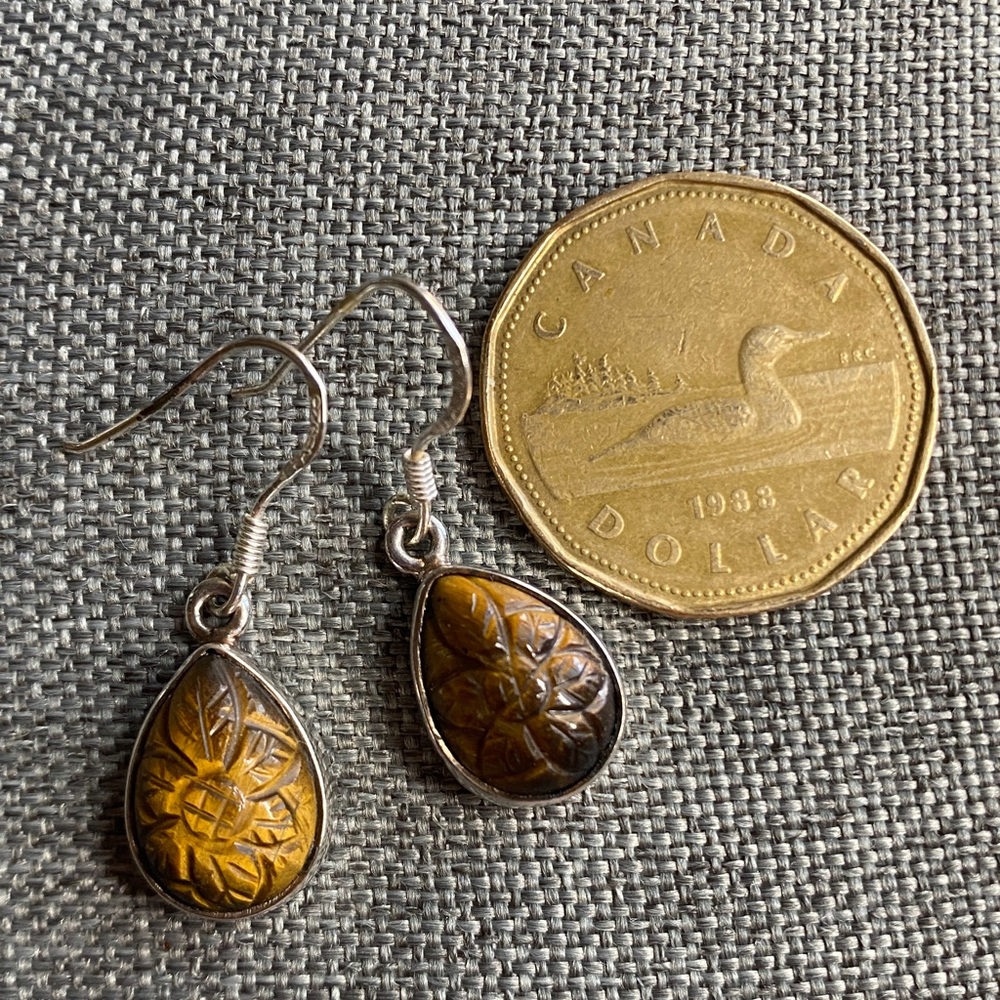 Vintage Carved Tiger’s Eye Teardrop Earrings 925 Sterling Silver Dangle - Picture 5 of 5